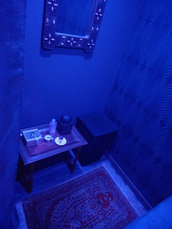 Darnétal Love Room, Les Nuitees Secretes De Rouen المظهر الخارجي الصورة