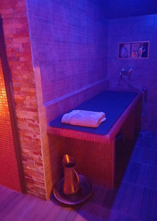 Darnétal Love Room, Les Nuitees Secretes De Rouen المظهر الخارجي الصورة