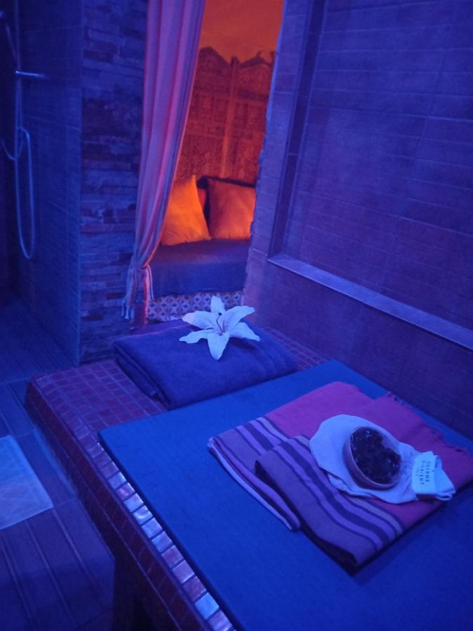 Darnétal Love Room, Les Nuitees Secretes De Rouen المظهر الخارجي الصورة